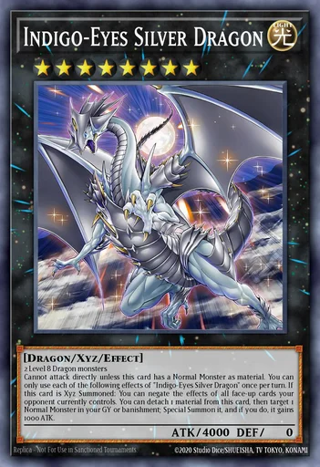Indigoäugiger silberner Drache